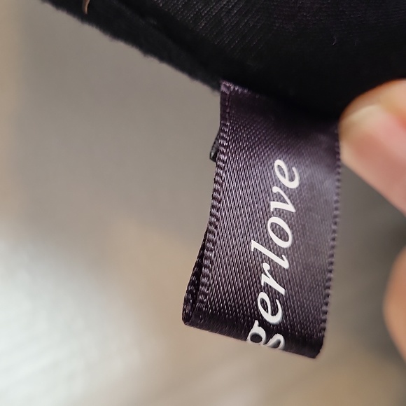 Black Flowy Tank Top Large - Picture 3 of 6